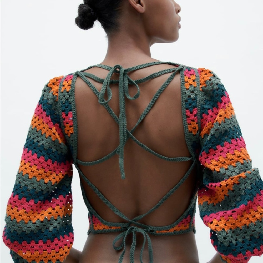 ZARA NWT KNIT TOP WITH OPEN BACK L